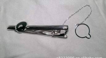 解析首饰直销中铂金、银饰与钛夹材质 价格、厂家与选购指南